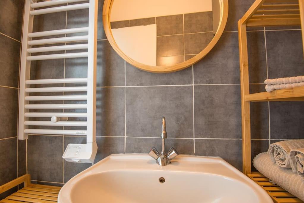 Le Petit Cosy Apartment Angers Exterior photo