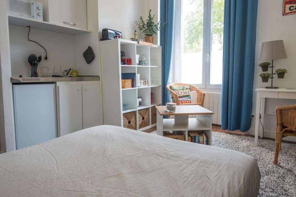 Le Petit Cosy Apartment Angers Exterior photo