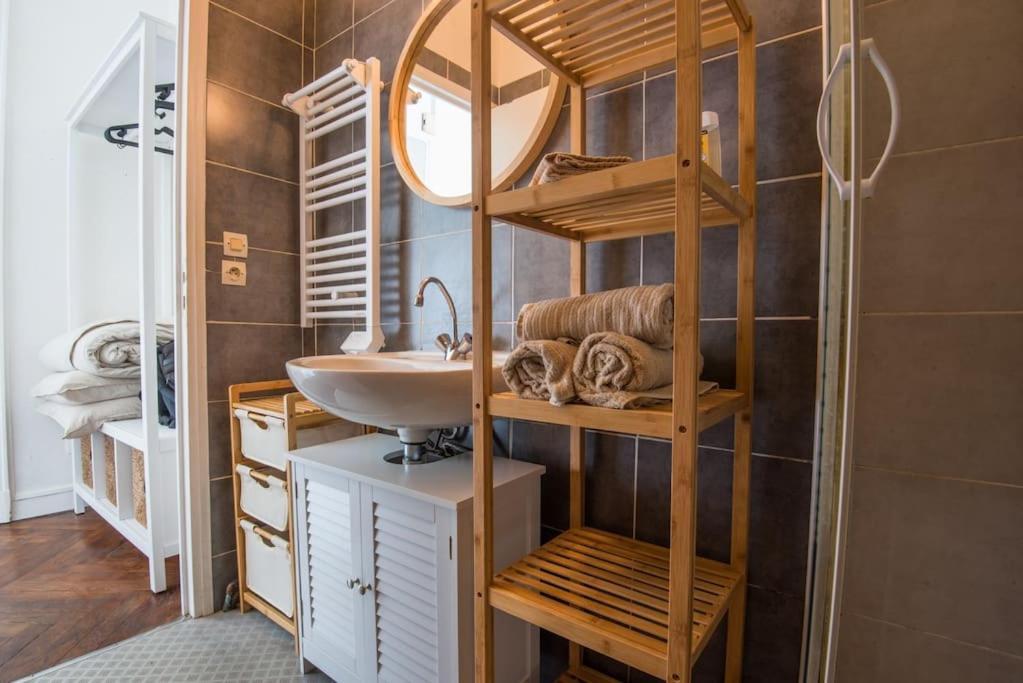 Le Petit Cosy Apartment Angers Exterior photo